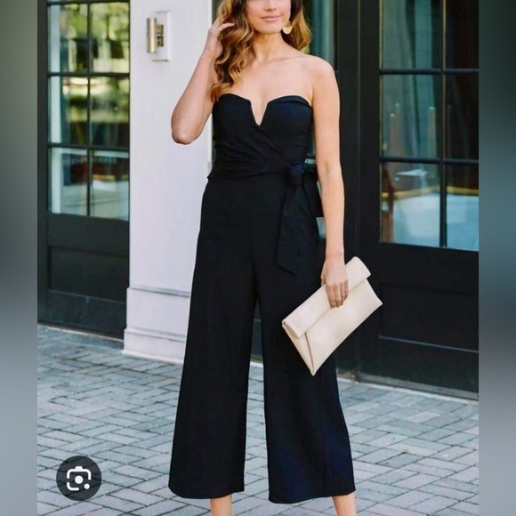 ASTR THE LABEL | NWT ZION STRAPLESS TIE WAIST WIDE LEG JUMPSUIT IN BLACK LARGE - Picture 1 of 15